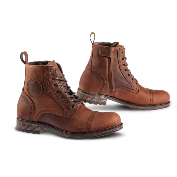 GIANNI FALCO Kaspar Brown