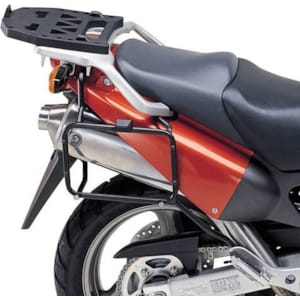 Fixations spécifiques pour votre moto GIVI PL - Support valises latérales PL164