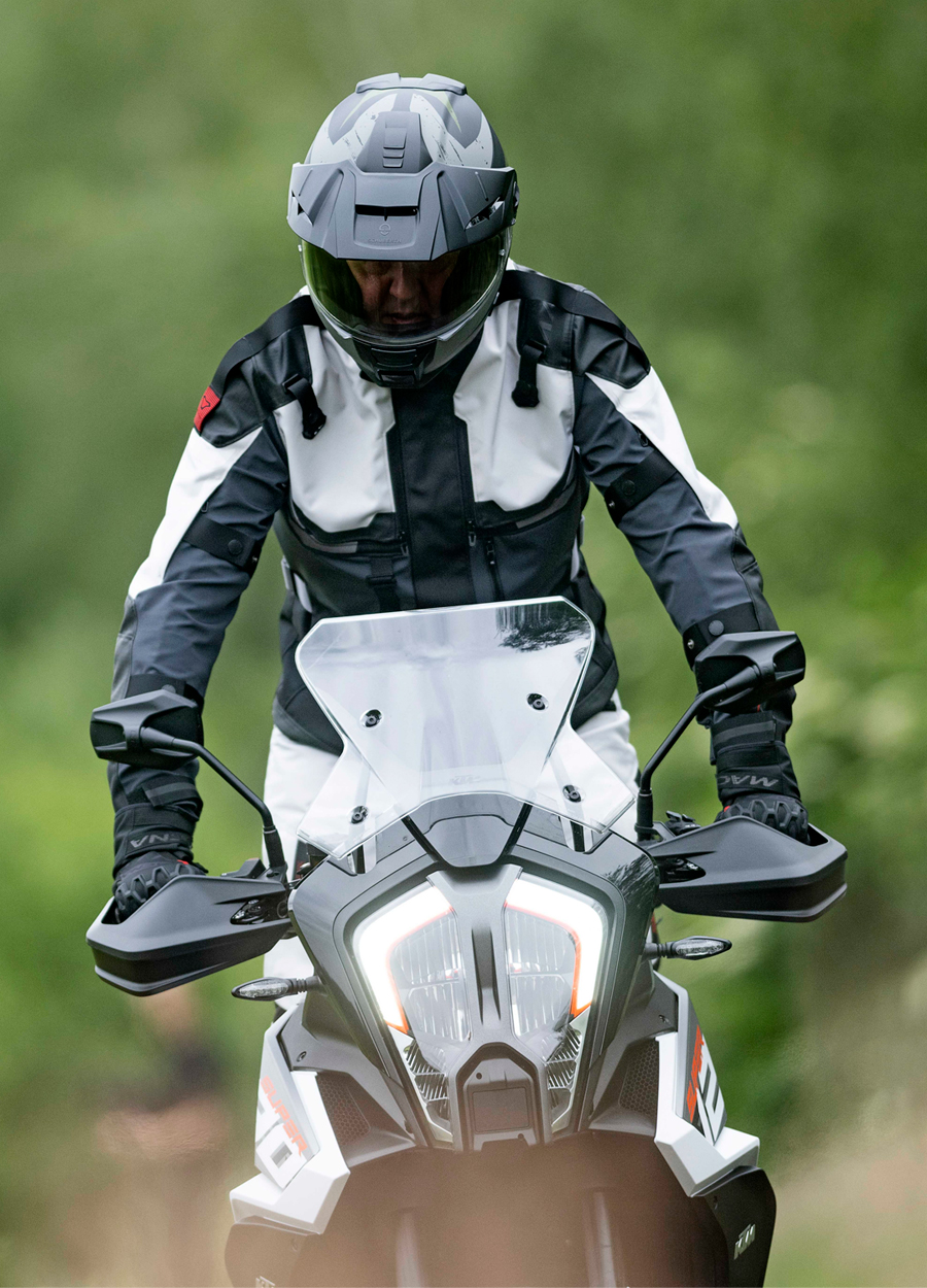 バイクウェア・装備 Alpinestars motegi v3 size 50 Alpinestarsから、もてぎの名を冠したレーシングスーツ「MOTEGI